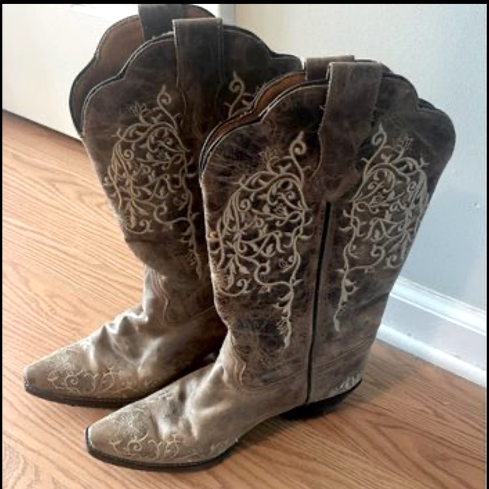CORRAL WOMEN'S CRATER WITH BONE EMBROIDERY WESTERN BOOTS - SNIP TOE
